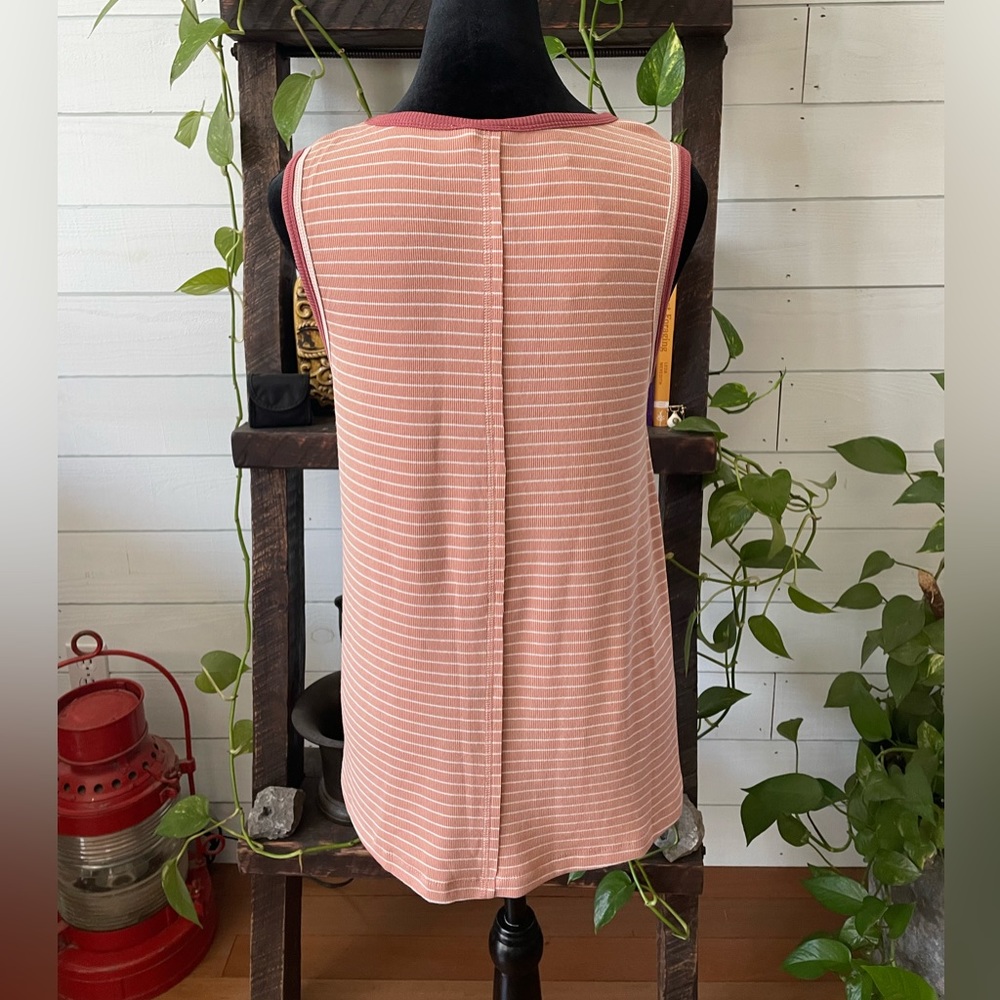 Hem & Thread: Blouse - Picture 12 of 15